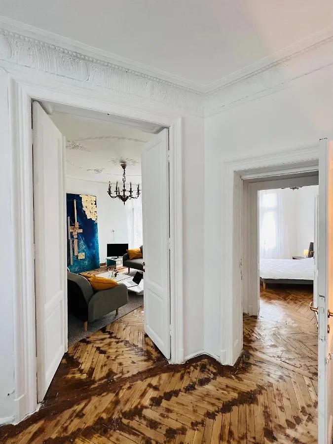 Sada Art Gallery Apartment Bukarest Románia